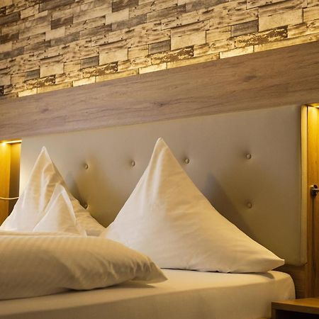 Land-Gut-Hotel Raeuber Lippoldskrug Alfeld  Extérieur photo
