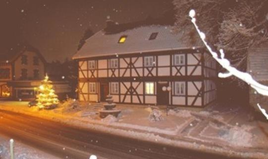 Land-Gut-Hotel Raeuber Lippoldskrug Alfeld  Extérieur photo