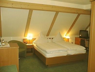 Land-Gut-Hotel Raeuber Lippoldskrug Alfeld  Extérieur photo